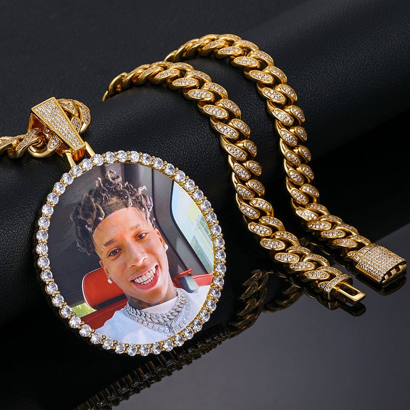 Pendant on store cuban link