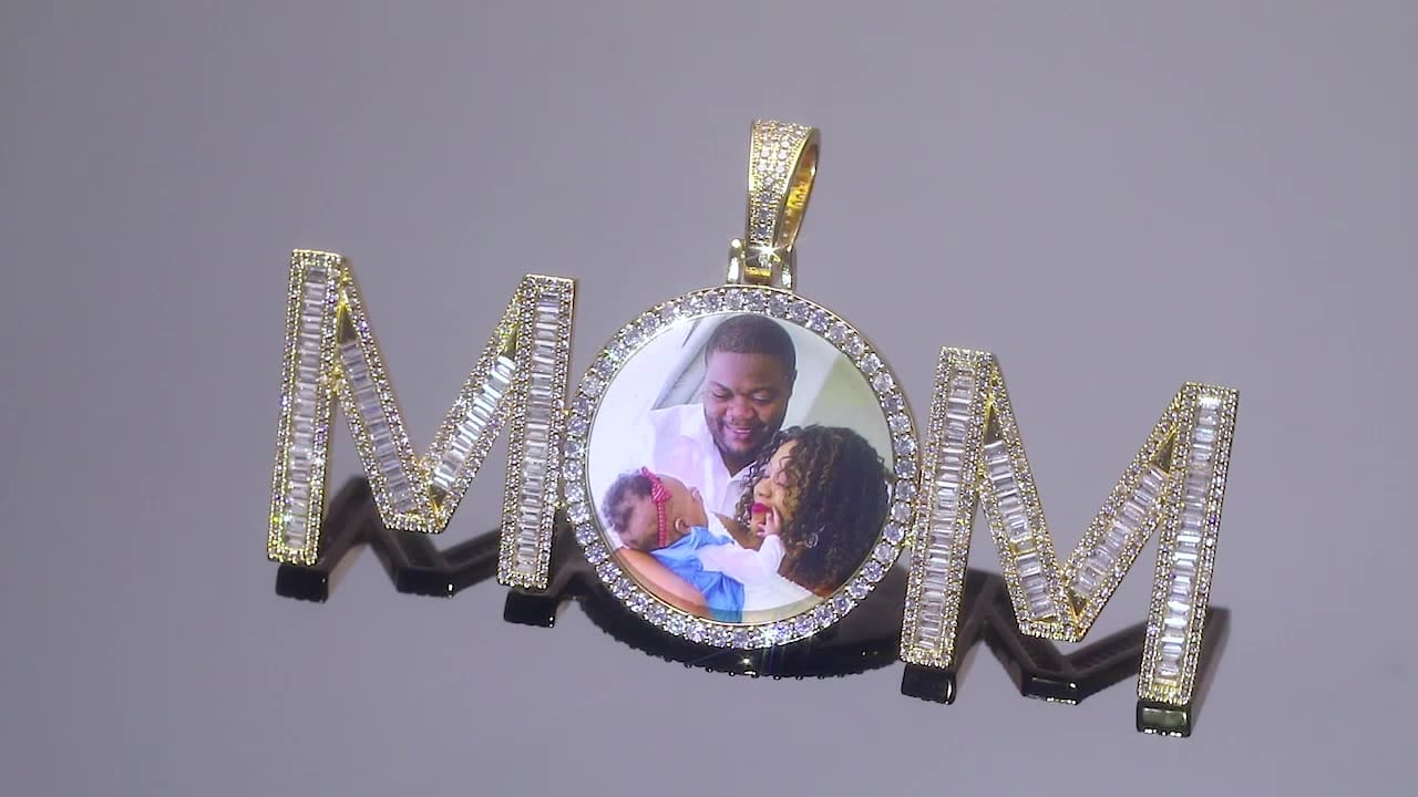 Thanks Giving Day Jewelry Custom Gold Plated CZ Diamond MOM Charm Photo Pendant Accept Engraved Name